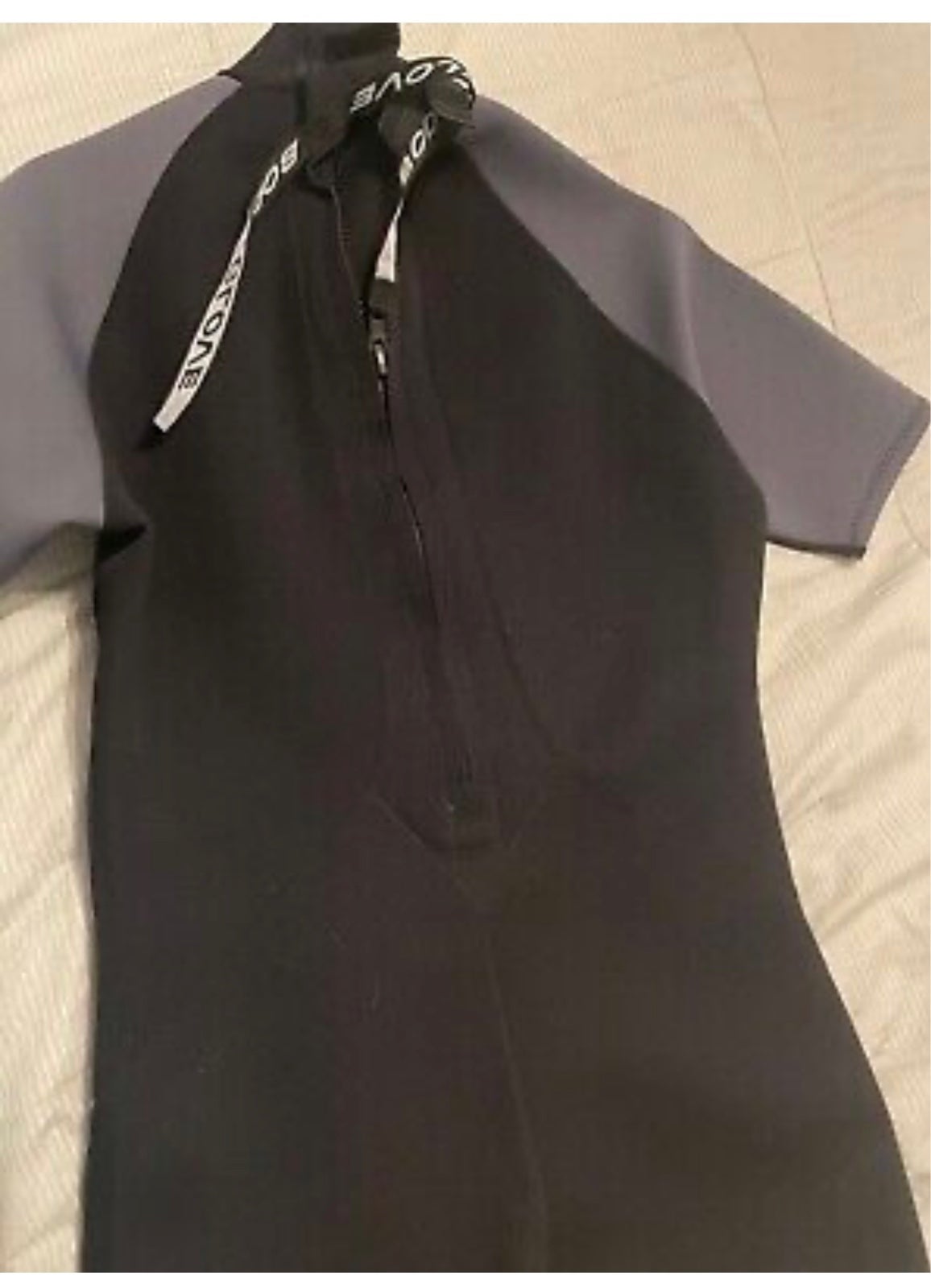 Body glove wet suit xl