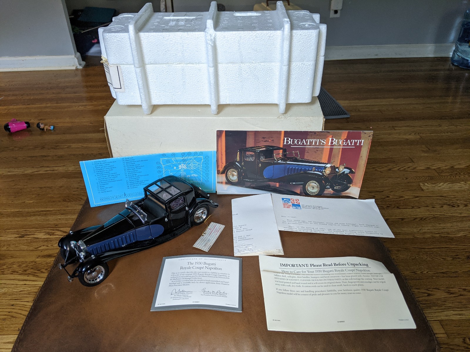 Franklin Mint 1930 Bugatti Royale Coupe Napoleon 1/24 Die Cast w tag and box