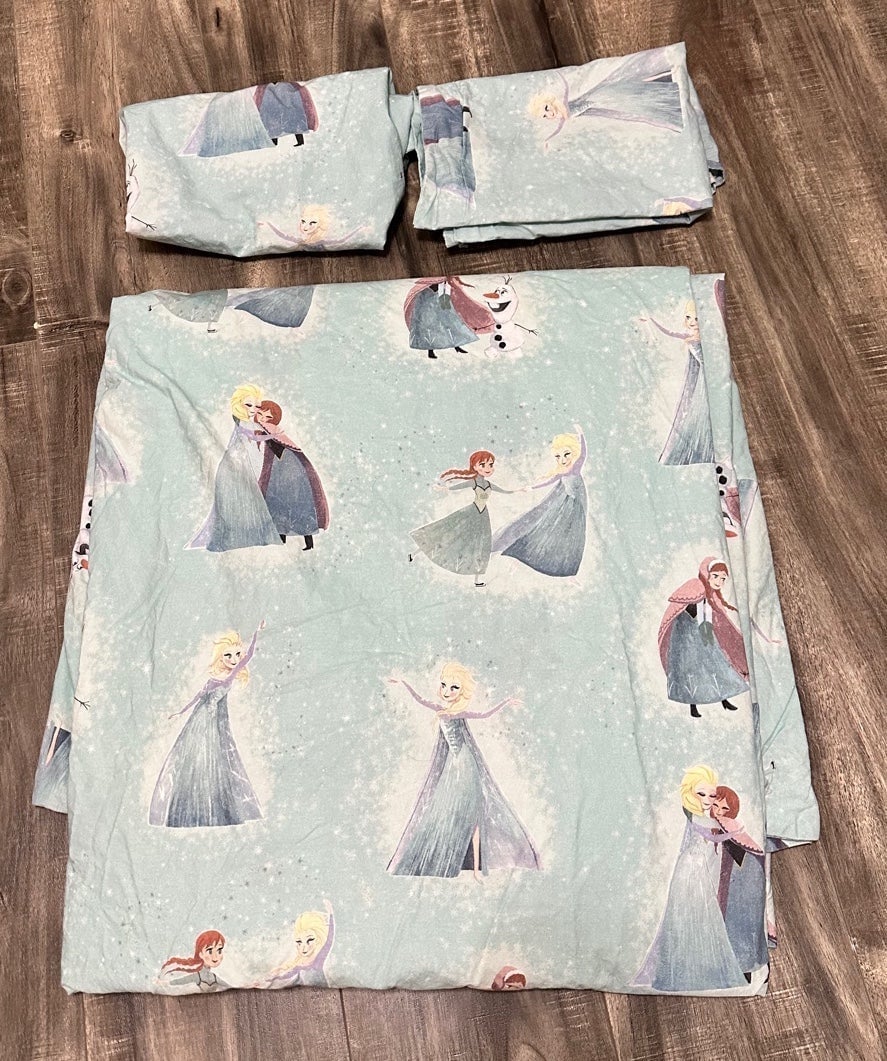 Pottery Barn Disney Frozen Organic Bedding Set