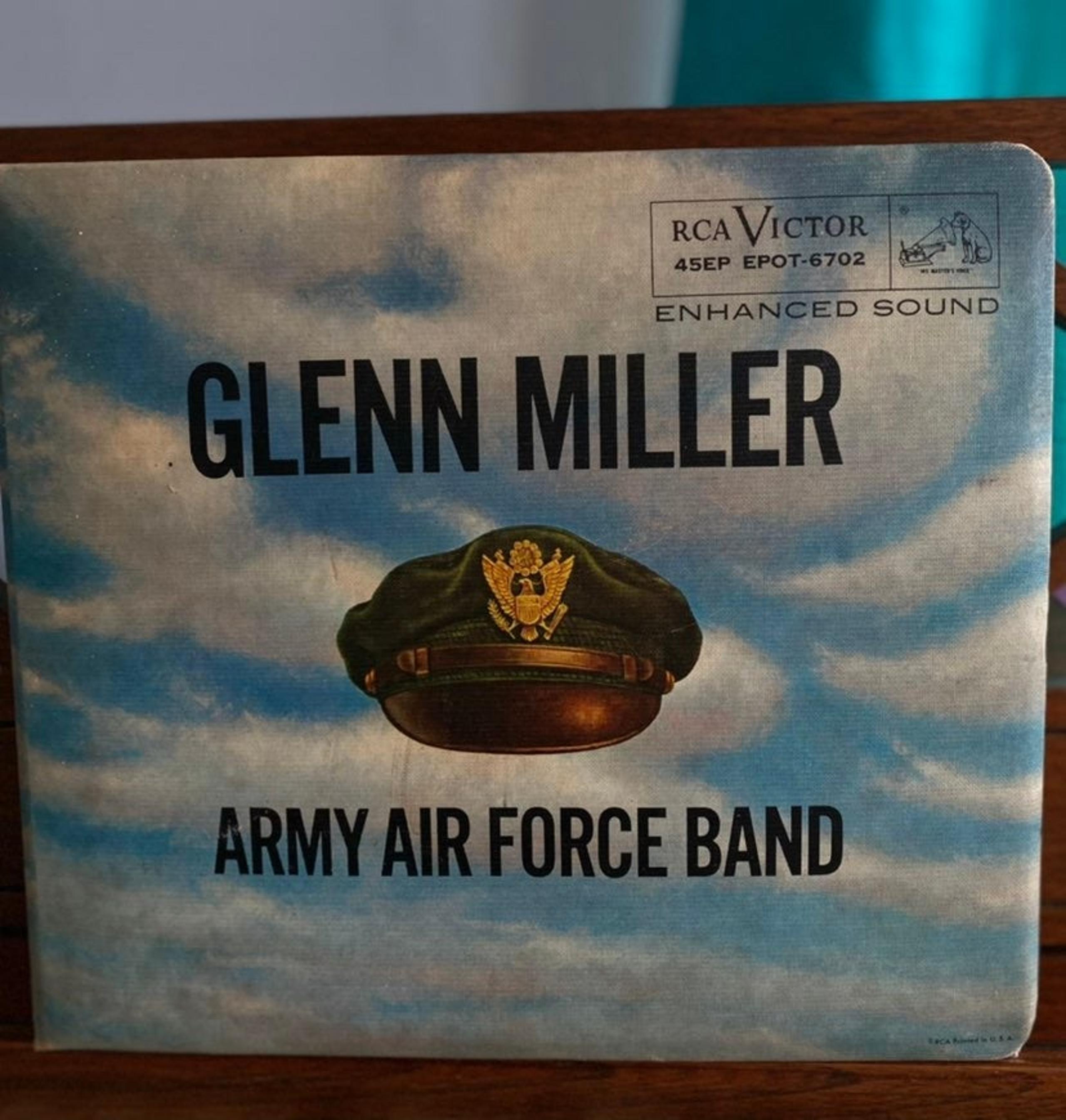 WWII VINTAGE 1955 GLENN MILLER ARMY AIR FORCE BAND COLLECTORS RECORDS SET