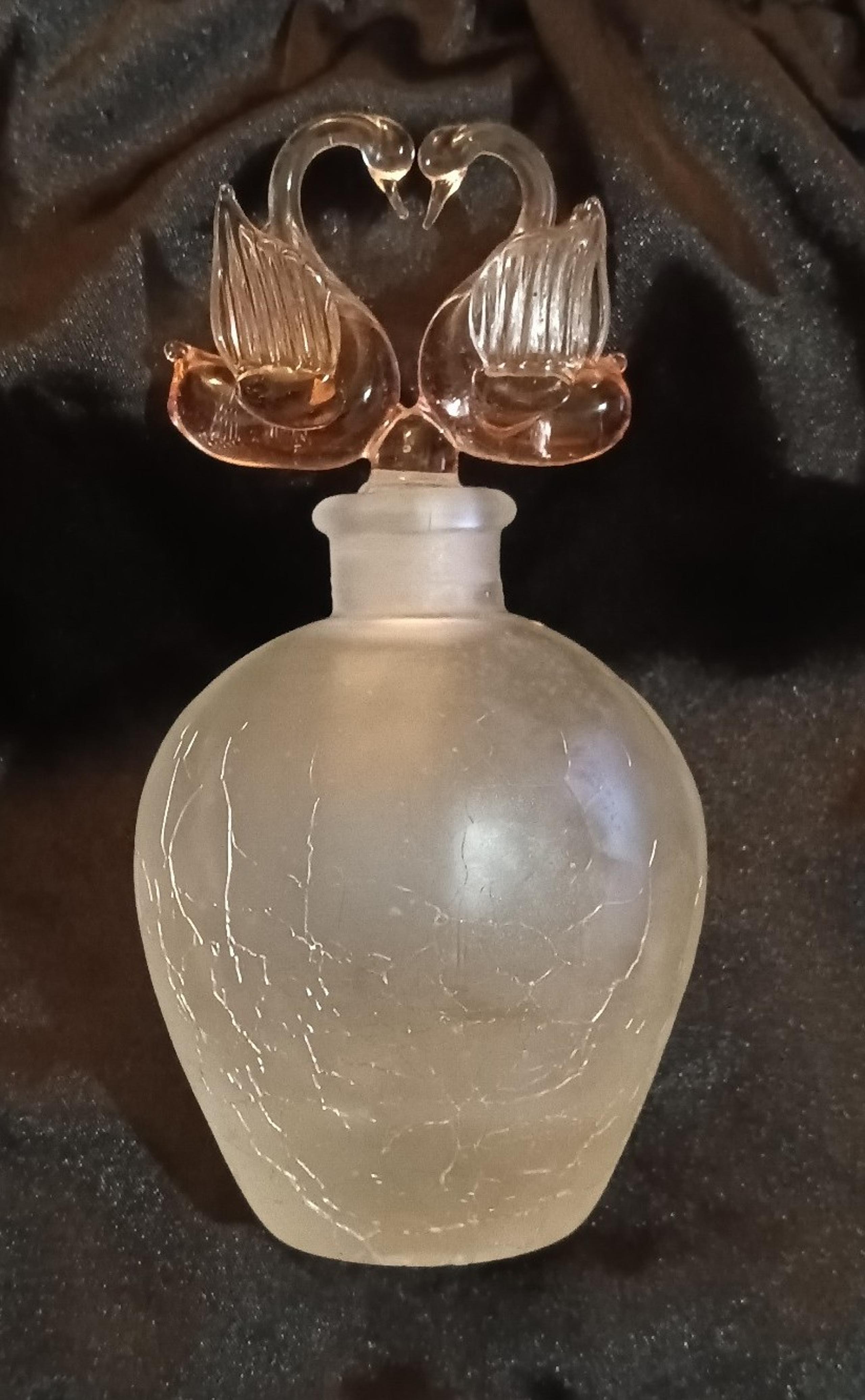 Perfume bottle