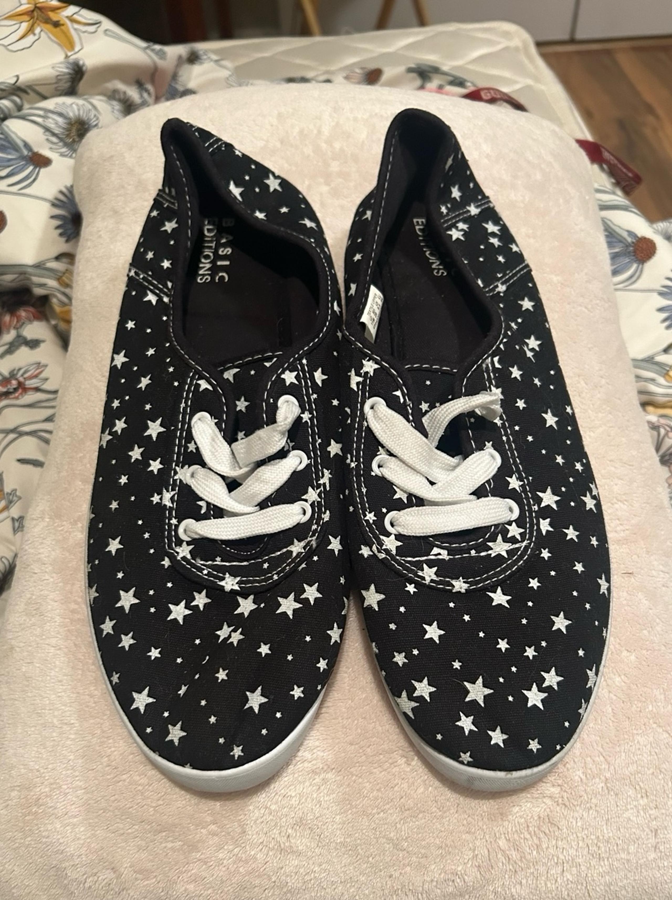 Black and White Star Print shoes