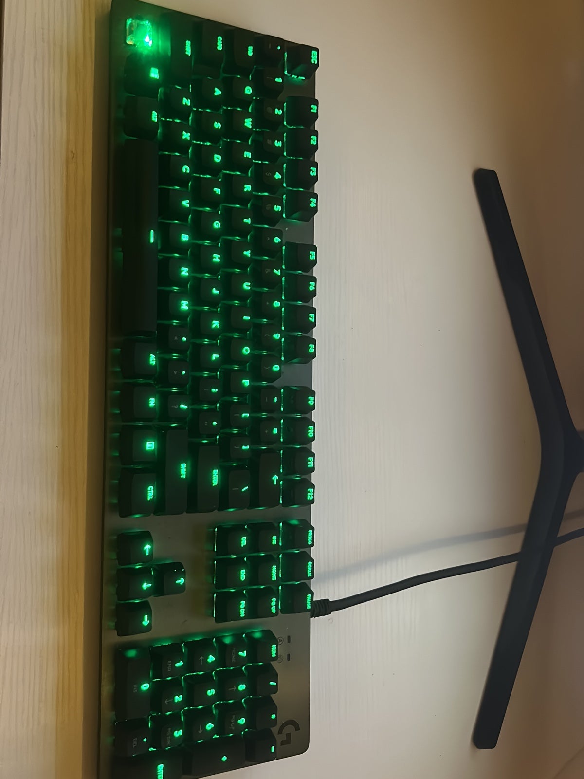 logitech G512 Carbon Lightsync RGB Mechanical Gaming Keyboard with Blue switches
