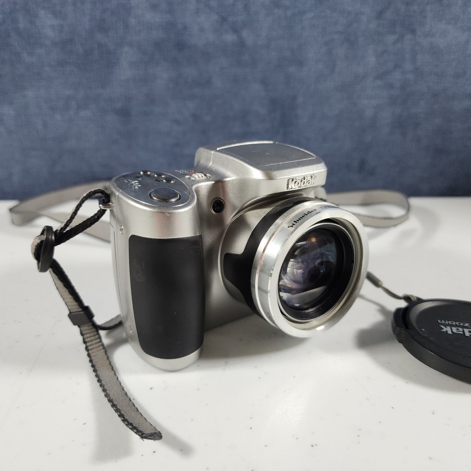 Kodak EasyShare Z710 7.1MP Digital Camera - Silver With Tested Works