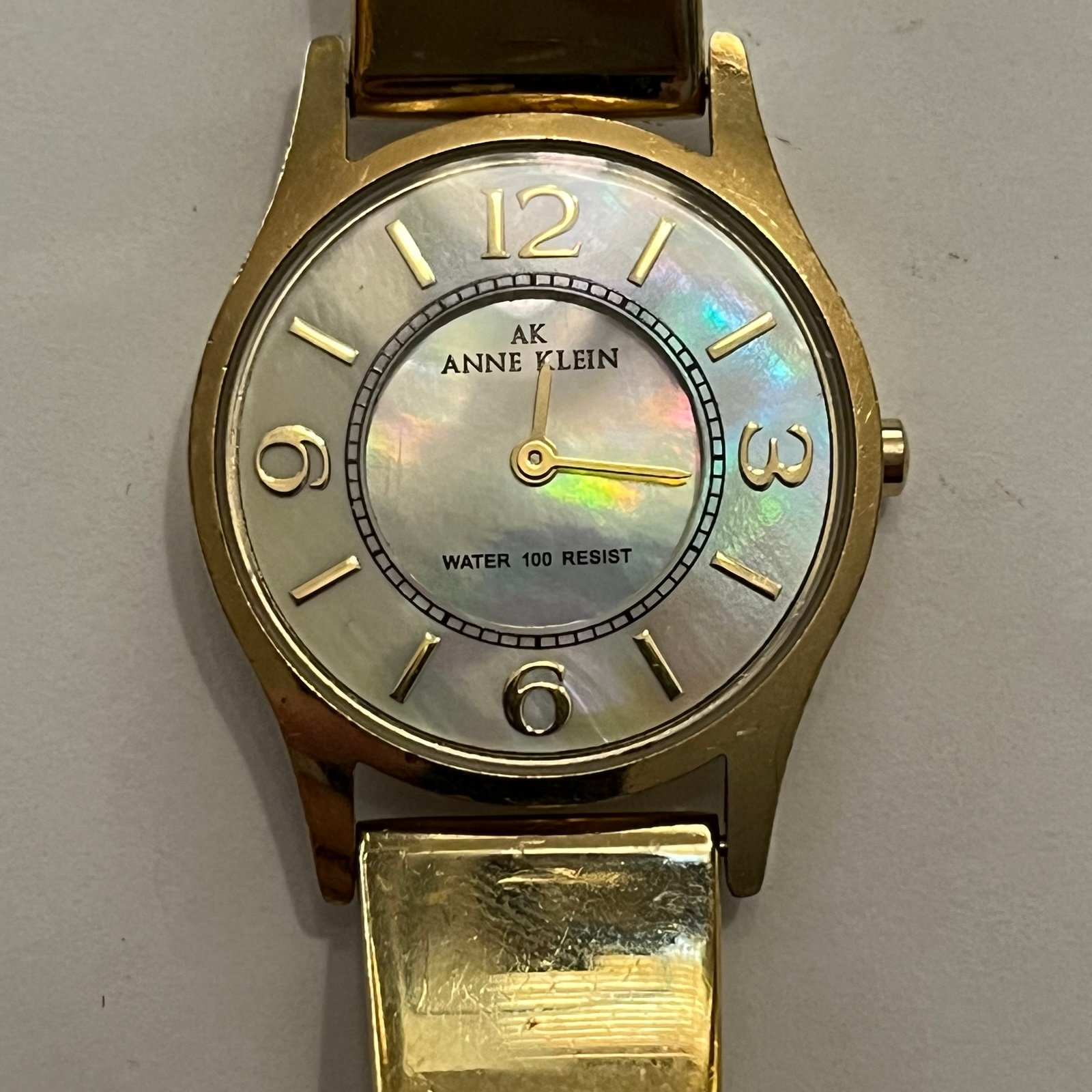 Anne Klein Watch Women 26mm Gold Tone Round MOP Dial New Battery 5.5”