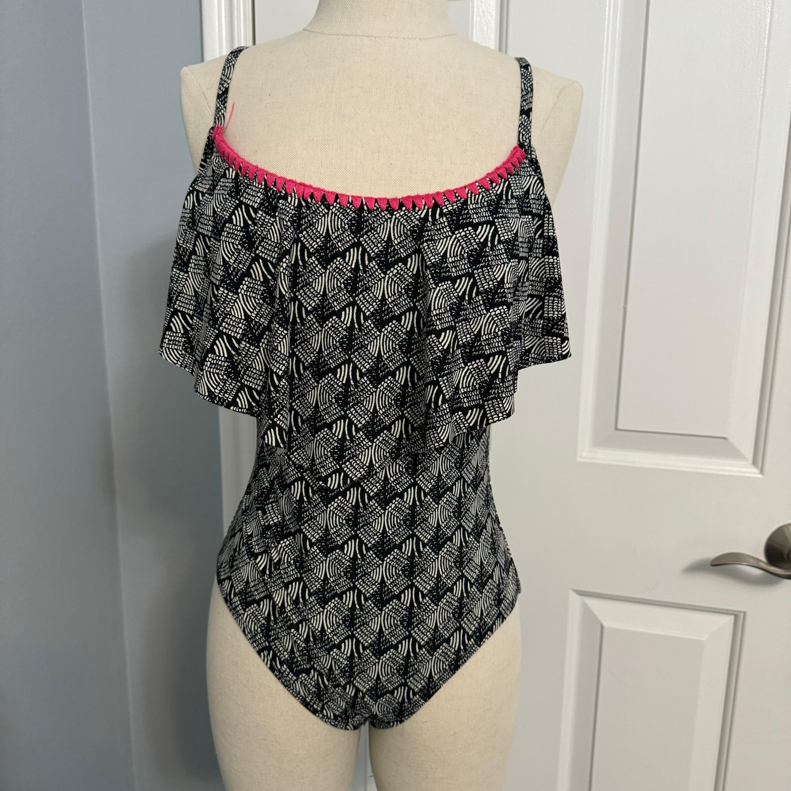 Womens Kenneth Cole Reaction Swimsuit One Piece Flounce Bandeau Black White S