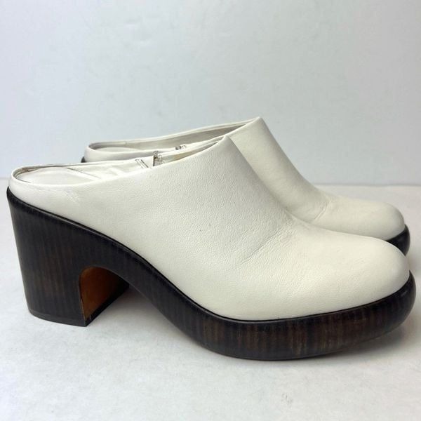 Vince Navina Leather Mule Clogs Milk White Sz 8