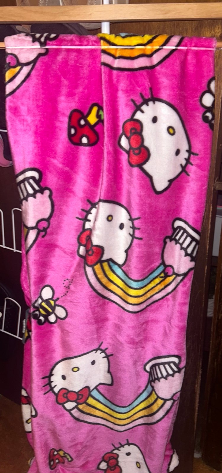 Hello Kitty pink rainbow throw blanket 50 x 70