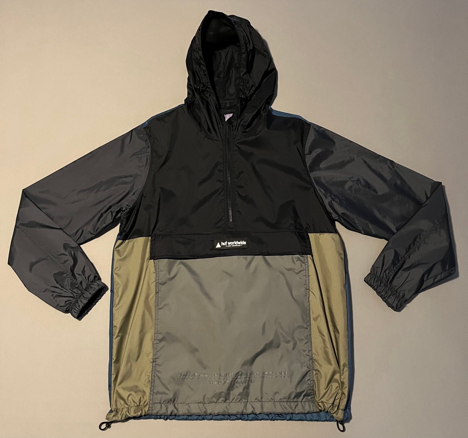 huf anorak
