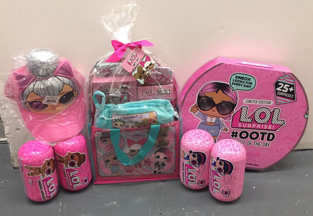 Lol Surprise Dolls Gift Bundle