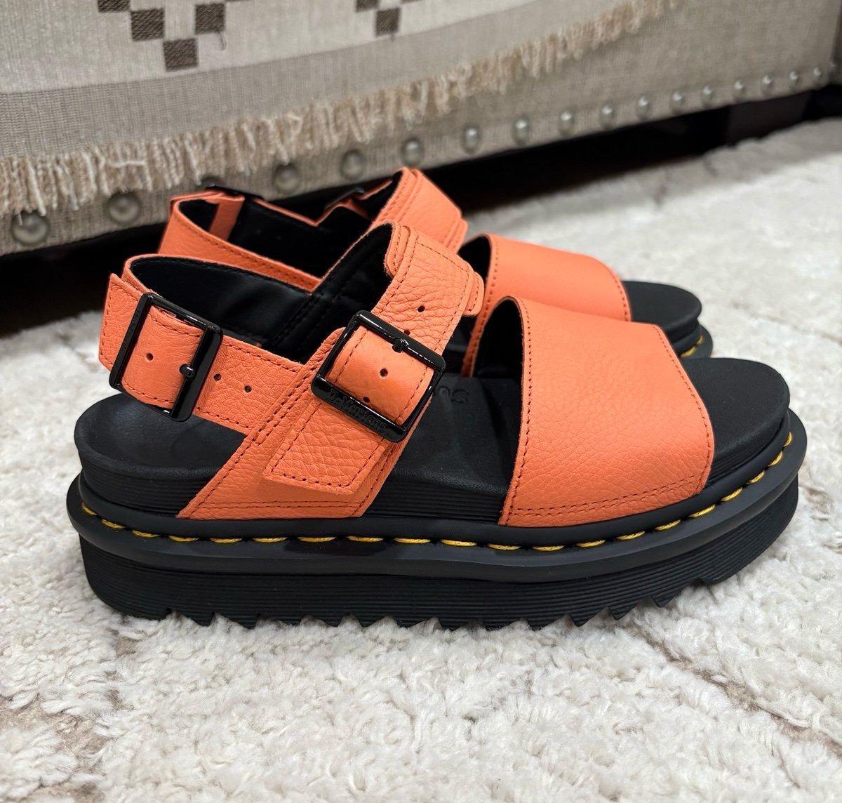 Dr. Martens VOSS PISA LEATHER STRAP SANDALS Size 6