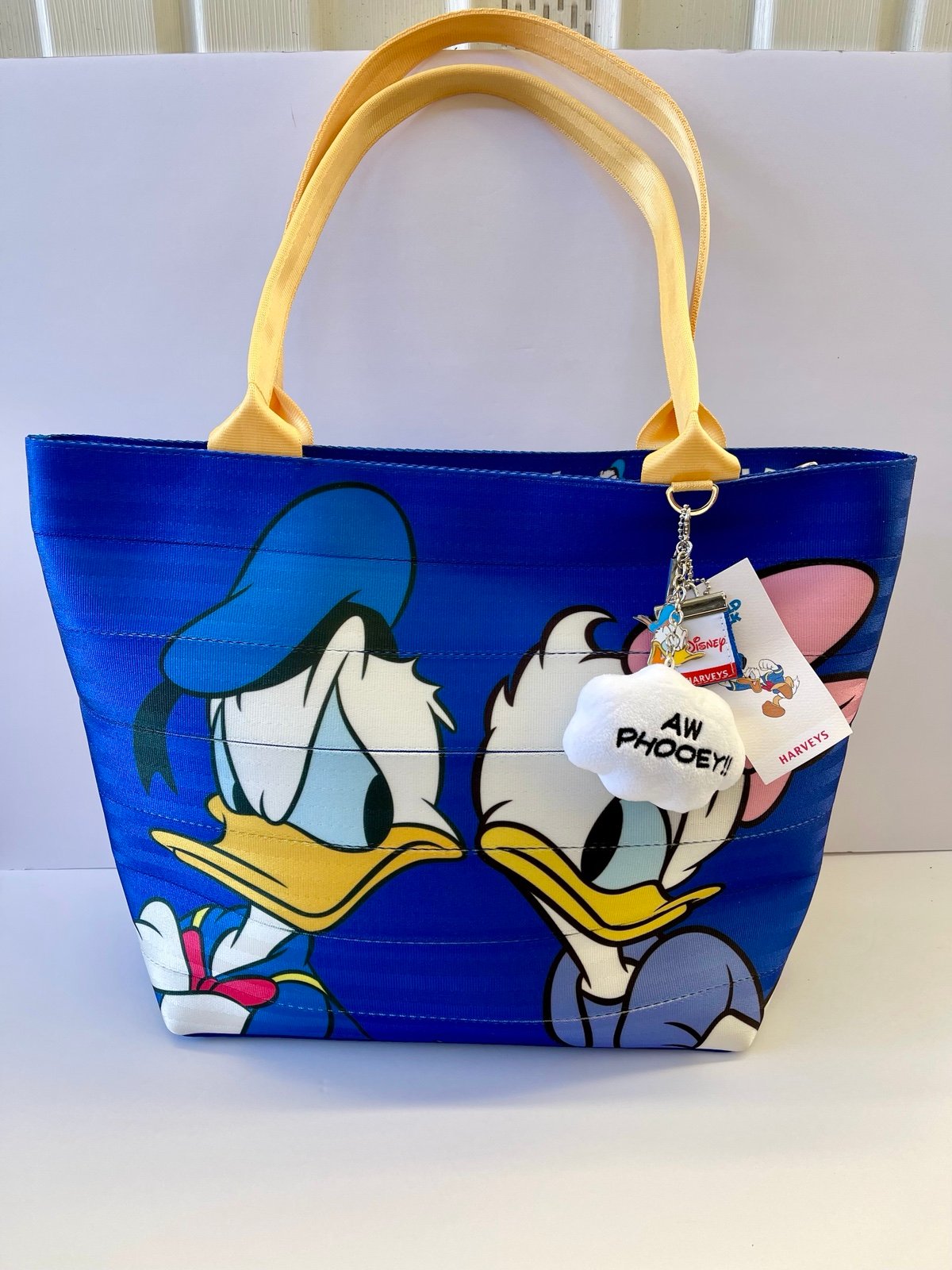 Harveys Donald & Daisy Wanderlust Disney Tote NWT