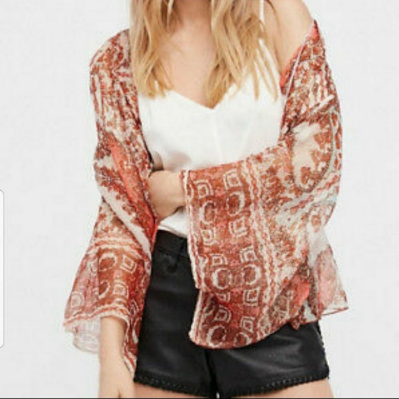 Free People Fluer Delis Metallic Kimono