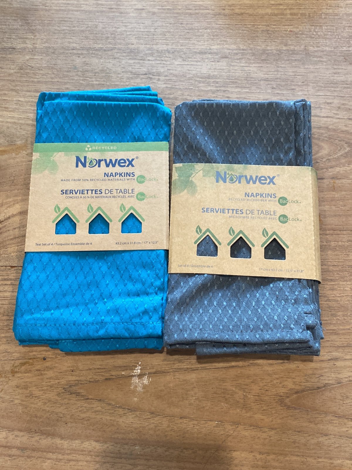 2 sets of Norwex Napkins