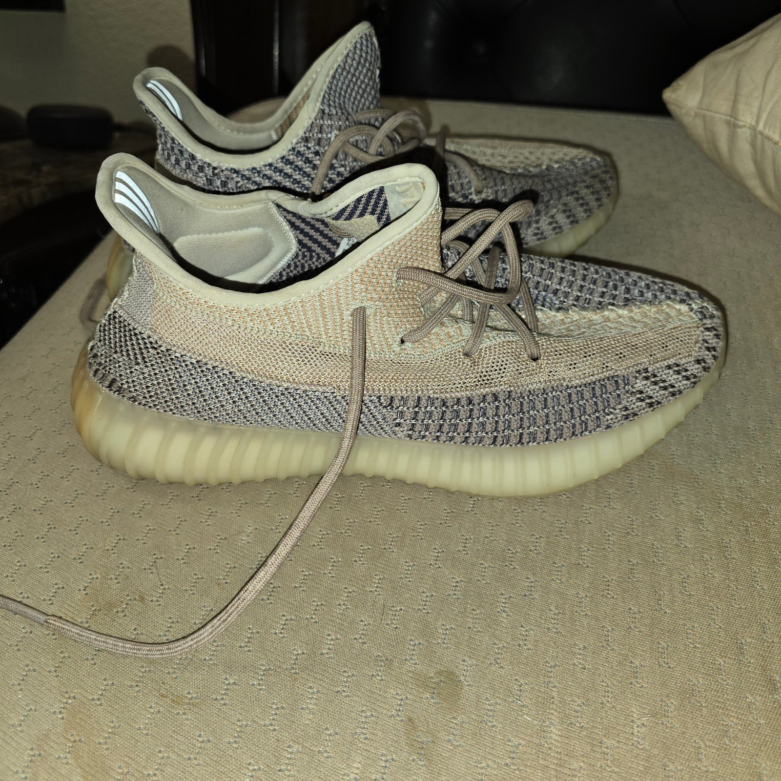 Yeezy Boost 350 V2