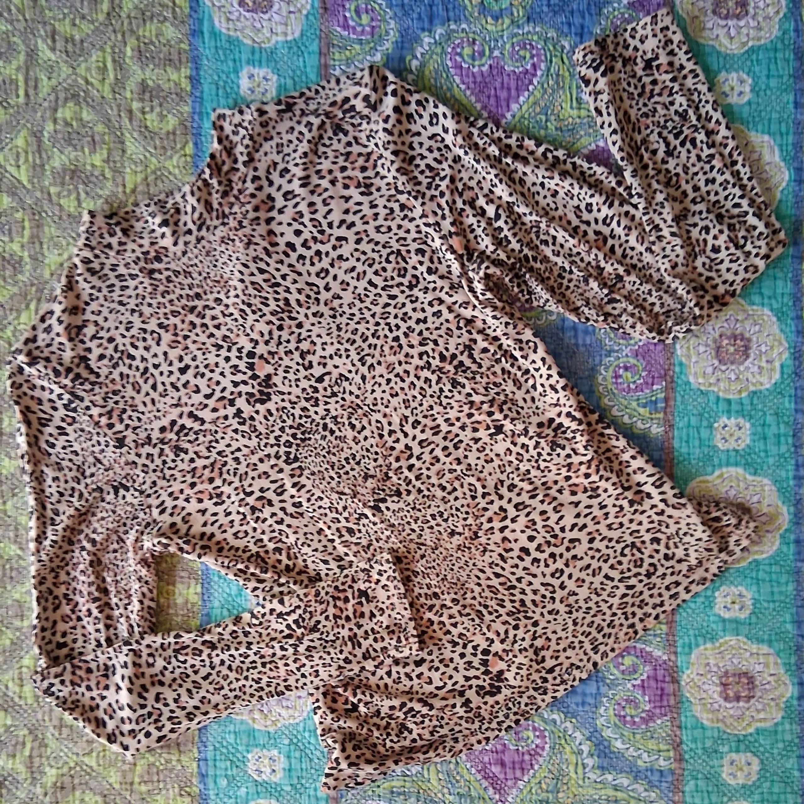 Nasty Gal Cheetah Print Top size Medium