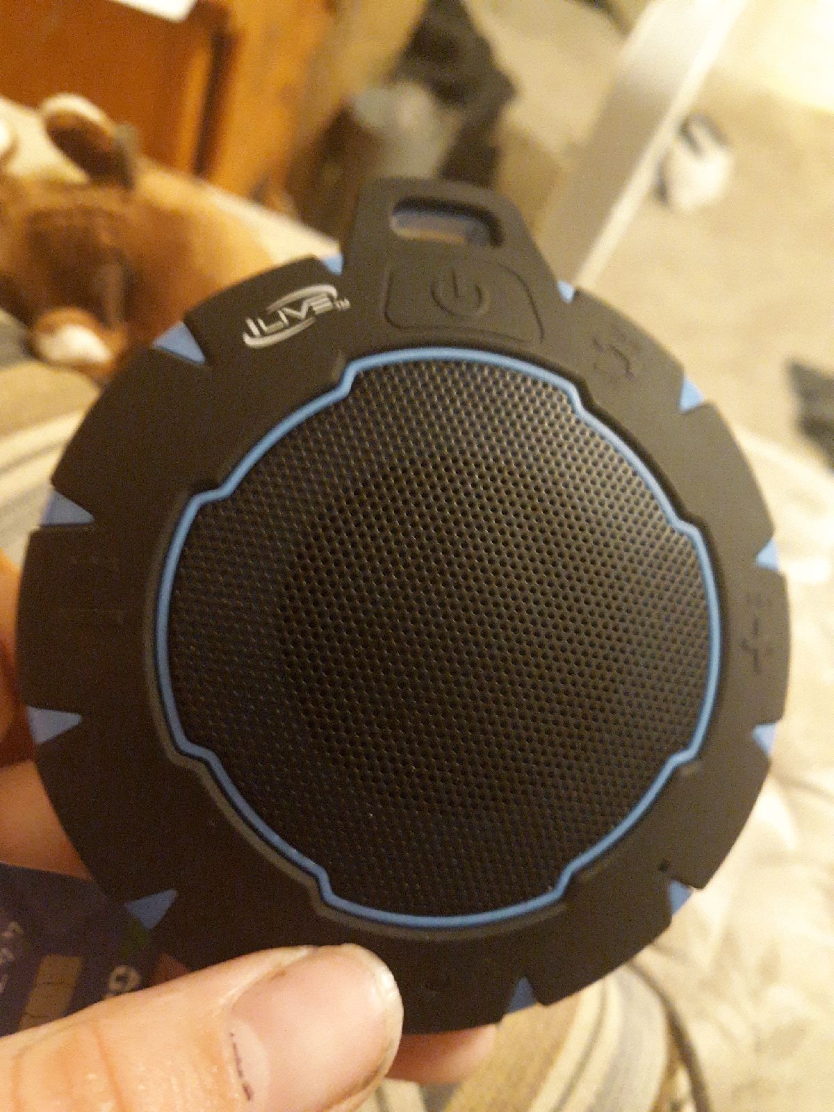 ( i live) speaker