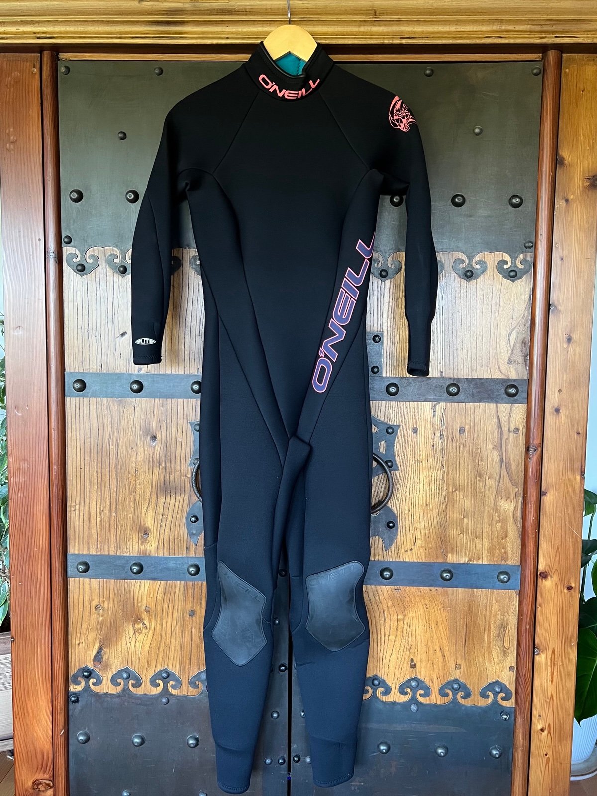 Vintage O’Neil Elite 3 : 2 Women’s Full Body Wetsuit - Size 8