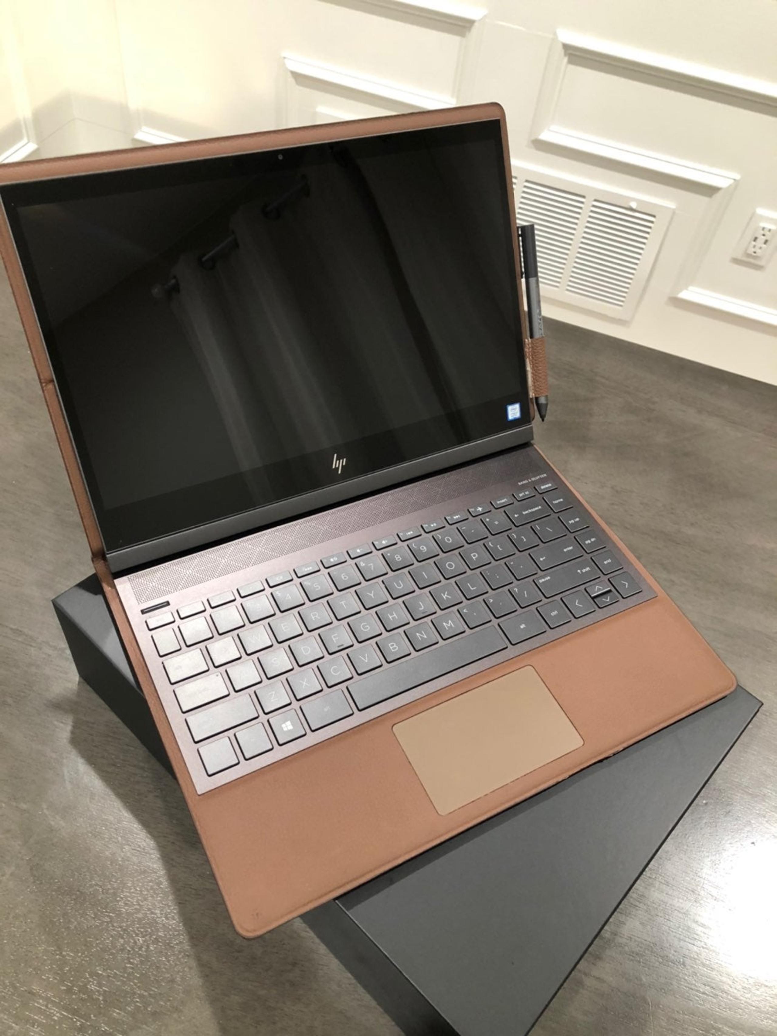 HP Spectre Folio Leather 2-in-1 Touch