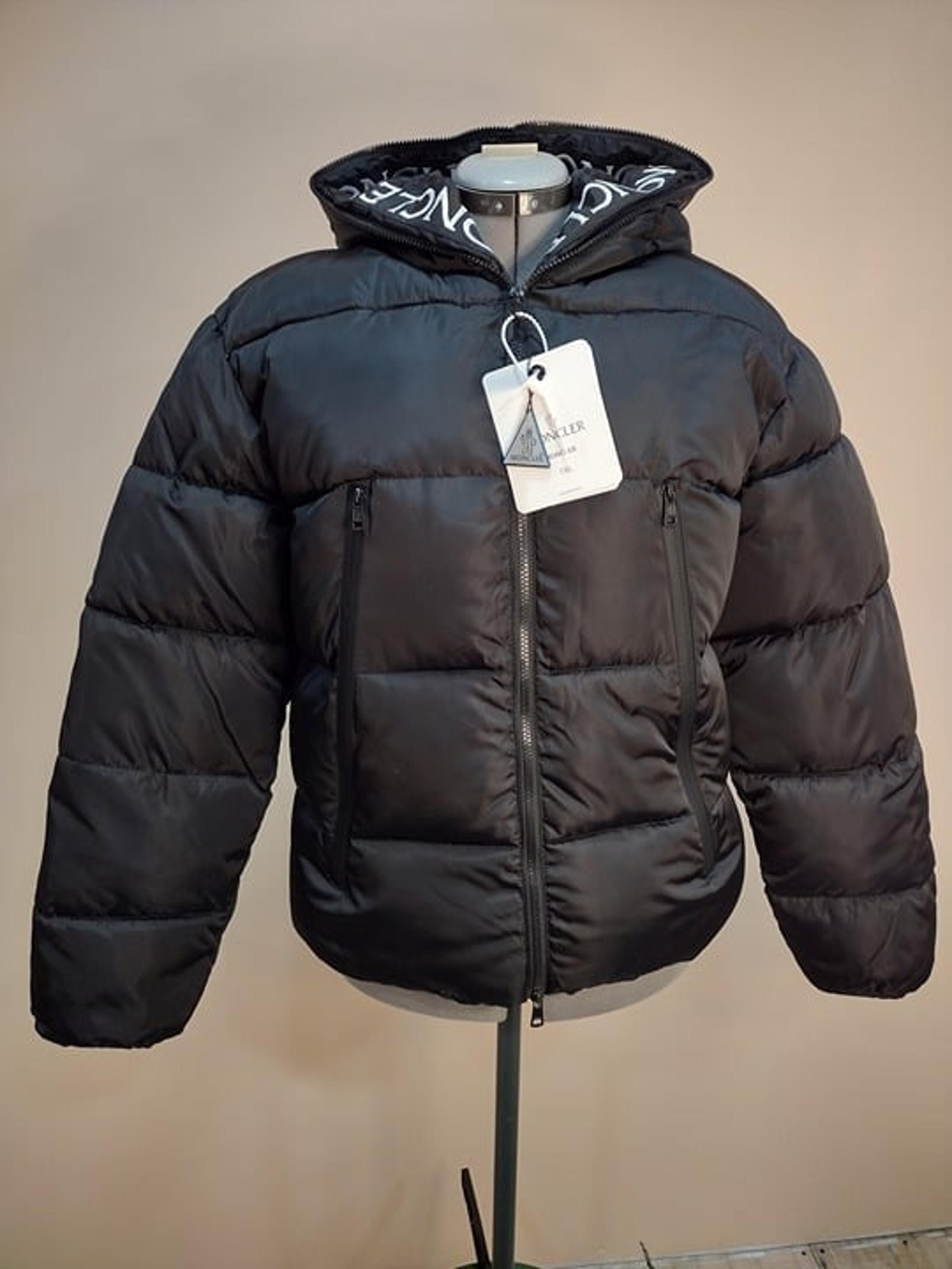 Moncler Montcla Short Down Jacket 1XL