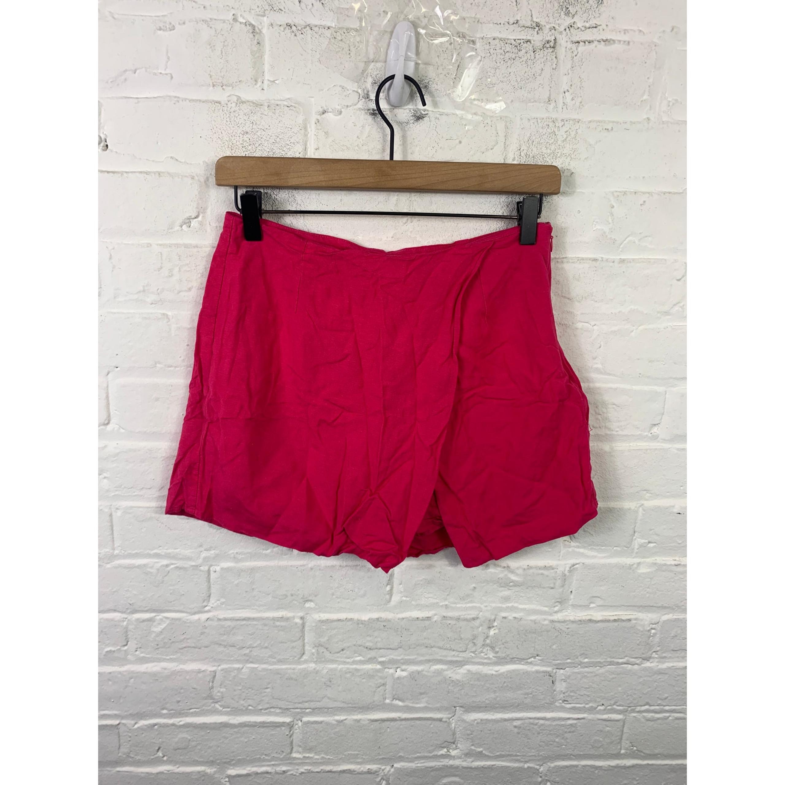 Lulus Women's Mini Delightfully Breezy Skort Skirt Casual Rayon Hot Pink Size M