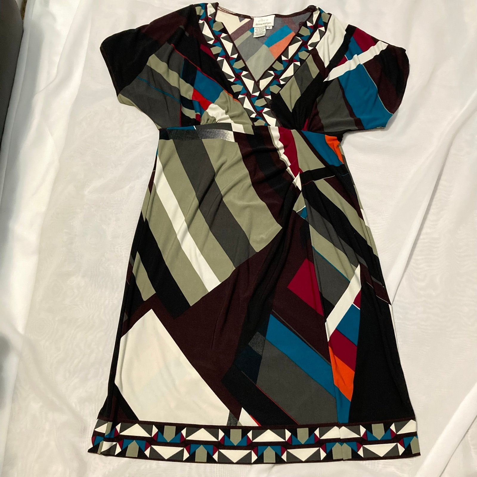 Donna Morgan Geometric Print Sheath Dress - Size 8