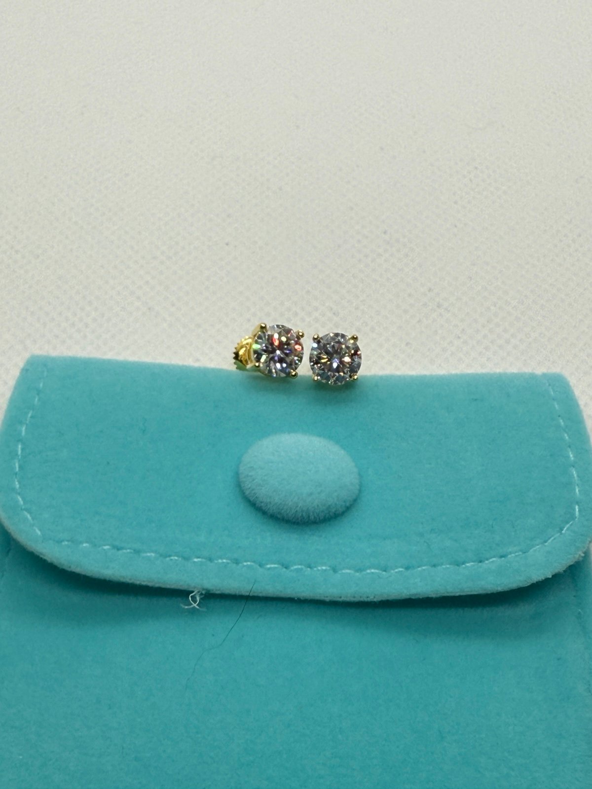 Moissanite Stud Earrings – 2 CT Total (1 CT Each) – 925 Silver, 18K Gold Plated