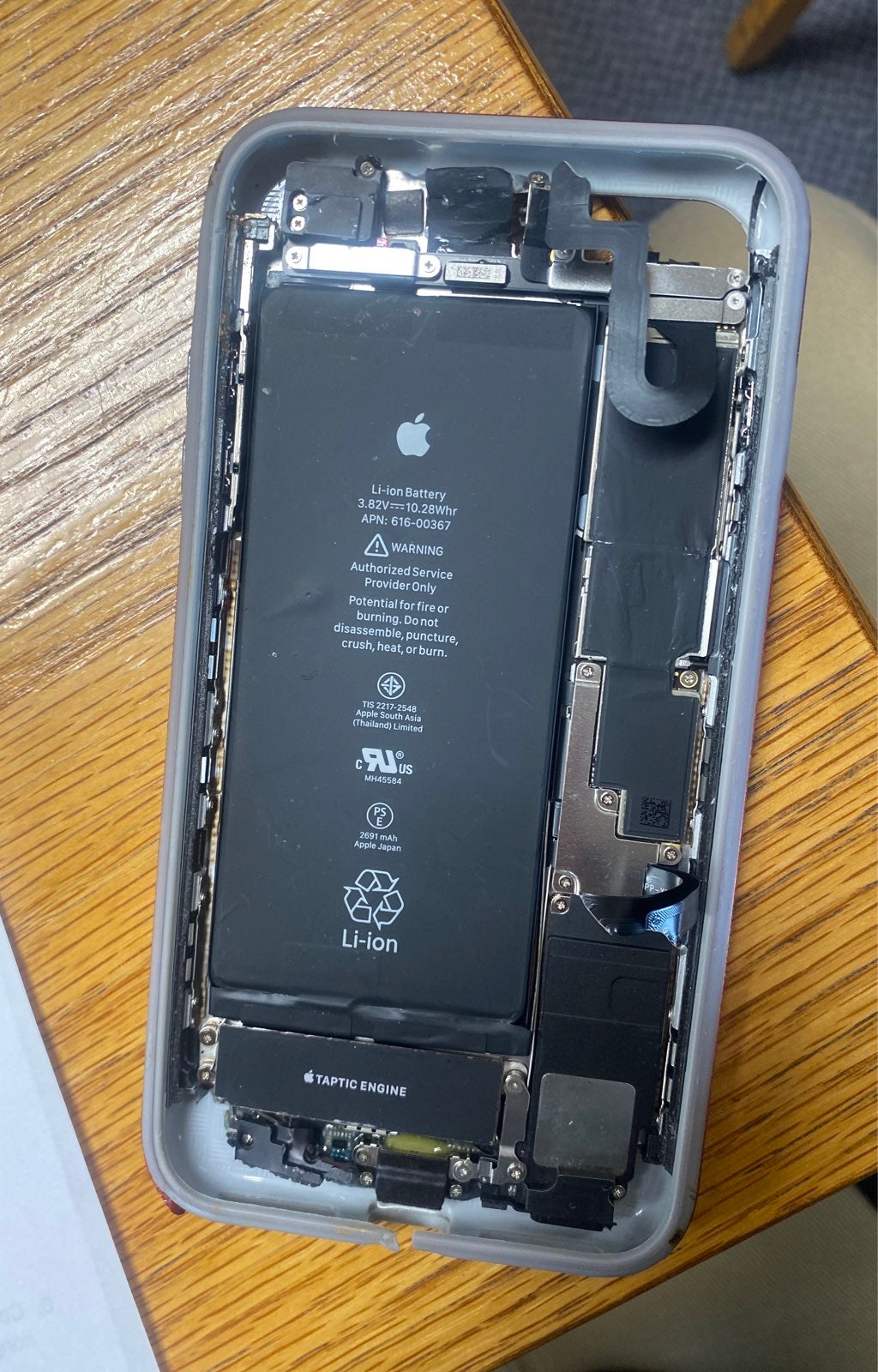 Iphone 8 plus battery and phone