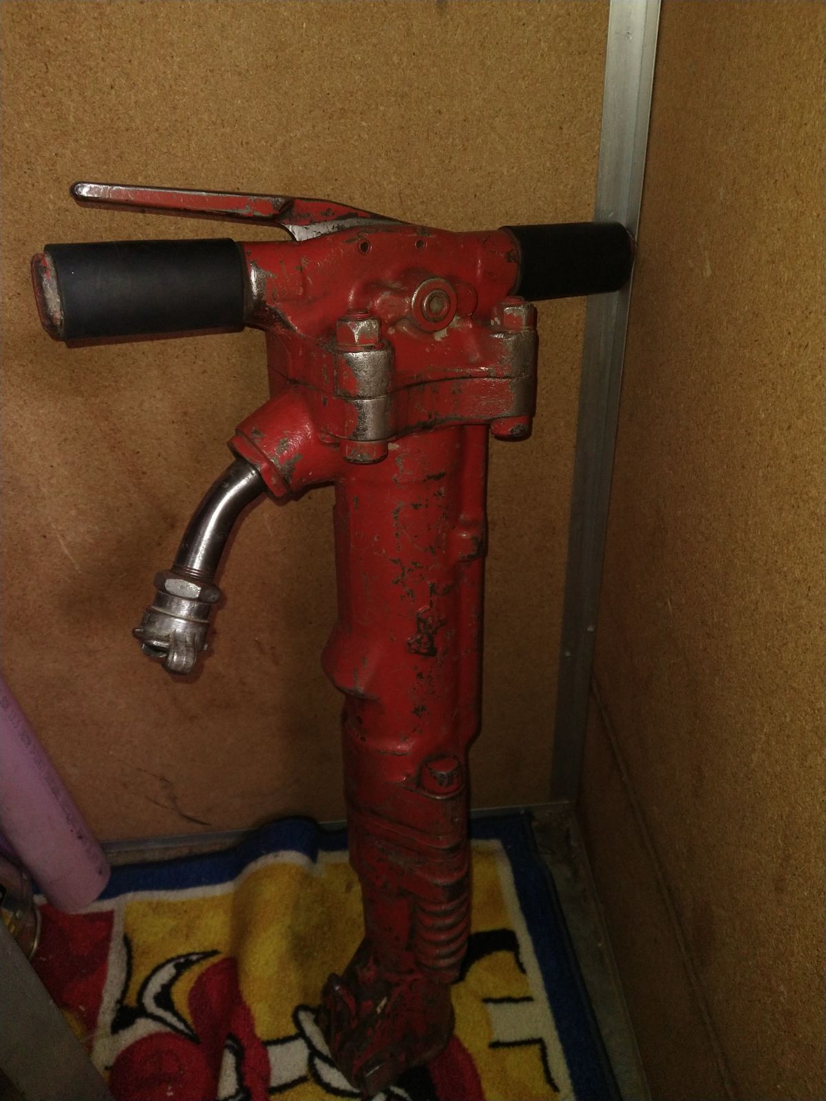 Concrete buster