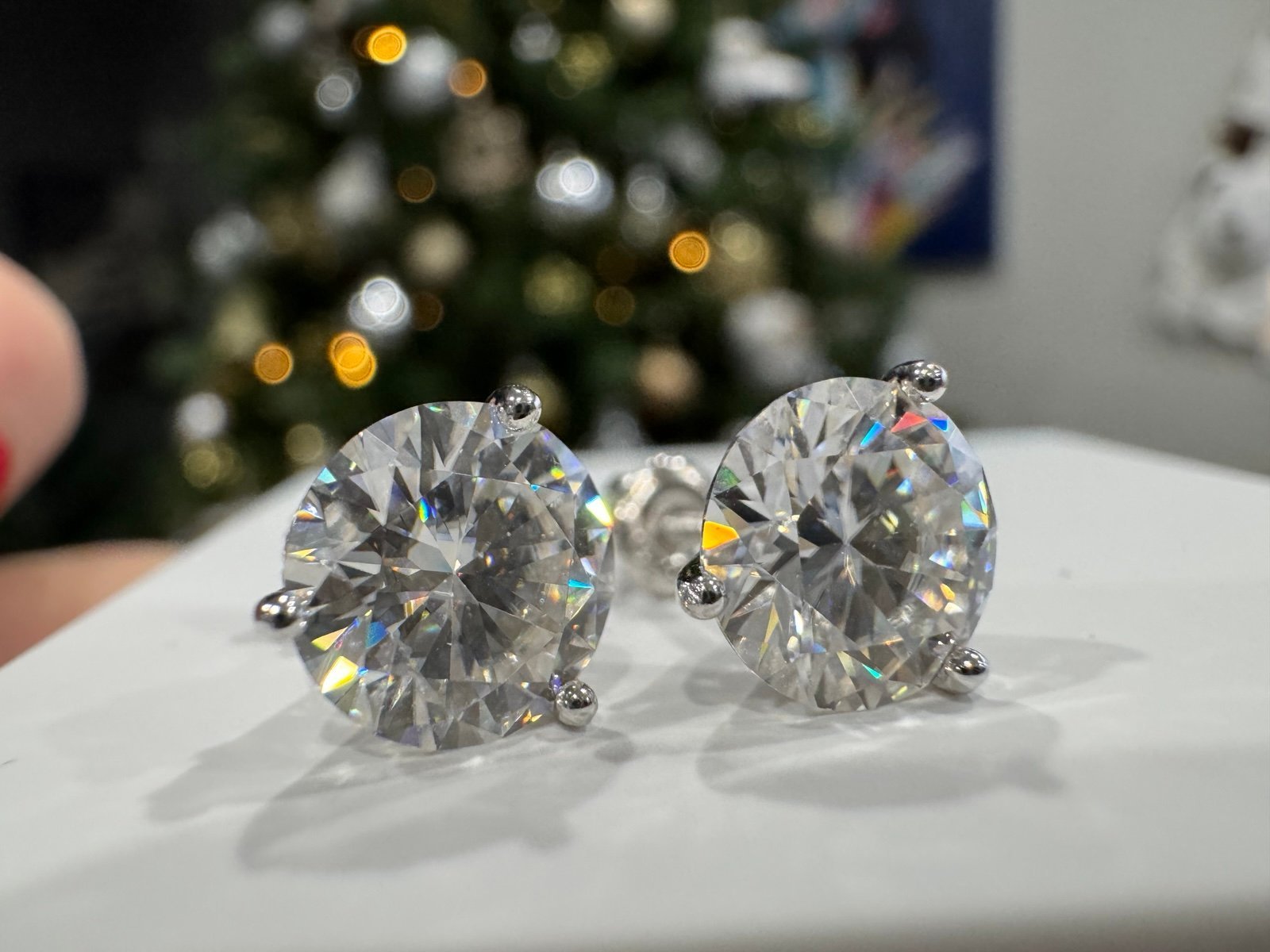 4ct.tw Moissanite Martini earrings, item M1