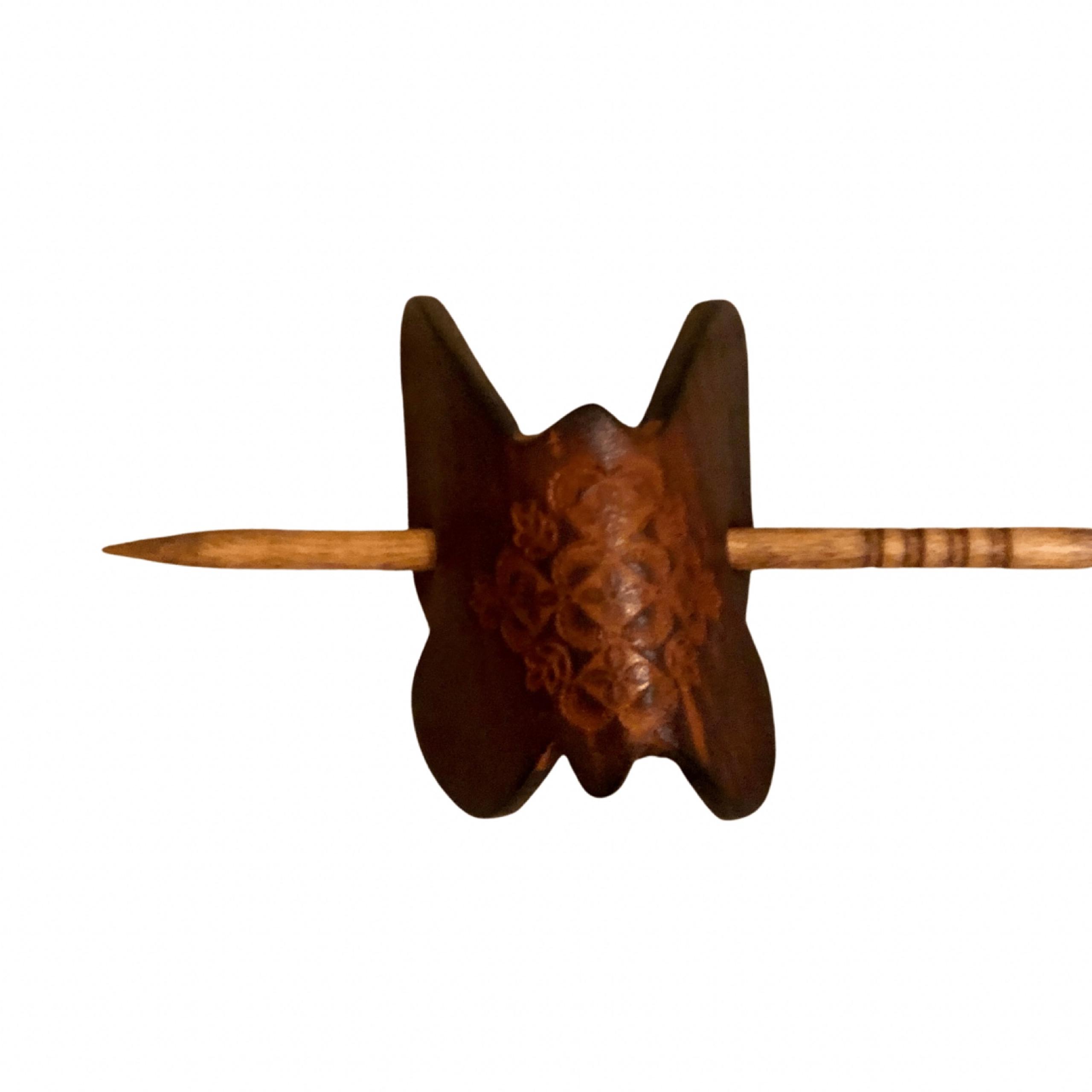 1970s Vintage Brown Leather Butterfly Heart Pony Tail Bun Holder Chopstick