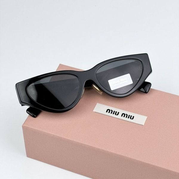 NEW Miu Miu MU03ZS 1AB5S0 Black Dark Grey Cat Eye Unisex