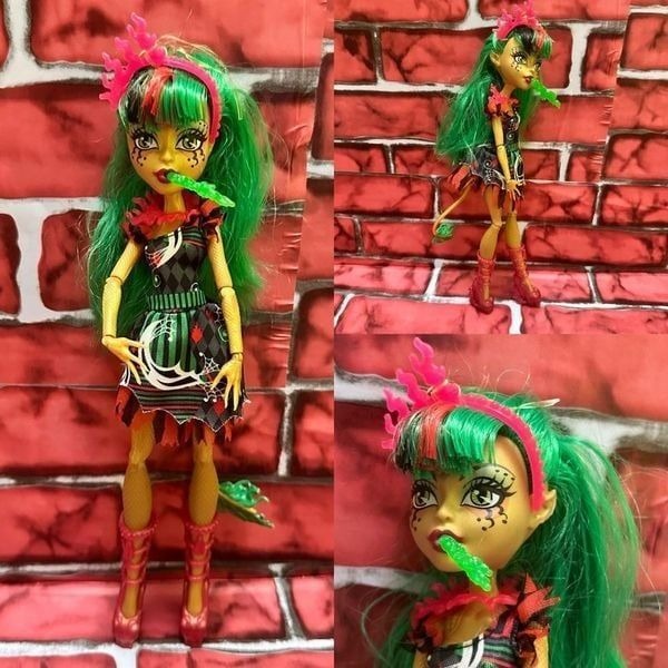 Monster High FREAK DU CHIC Jinafire doll