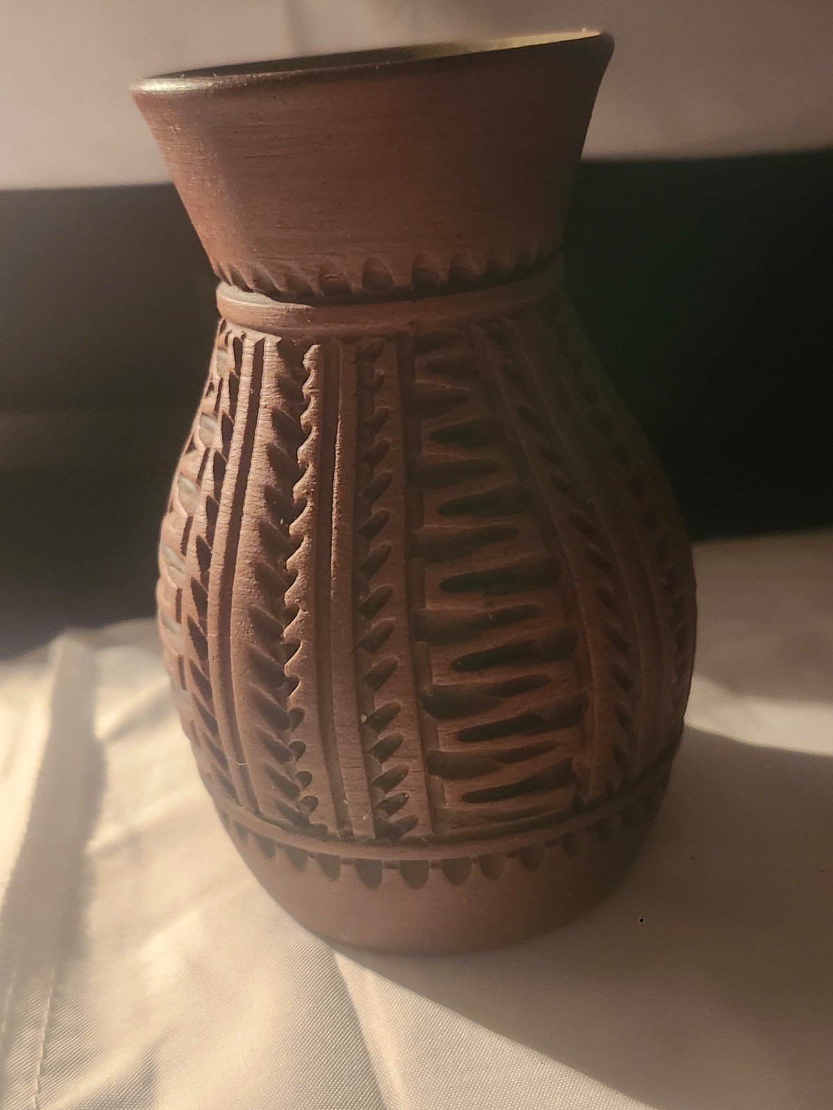 Mohawk pottery vase