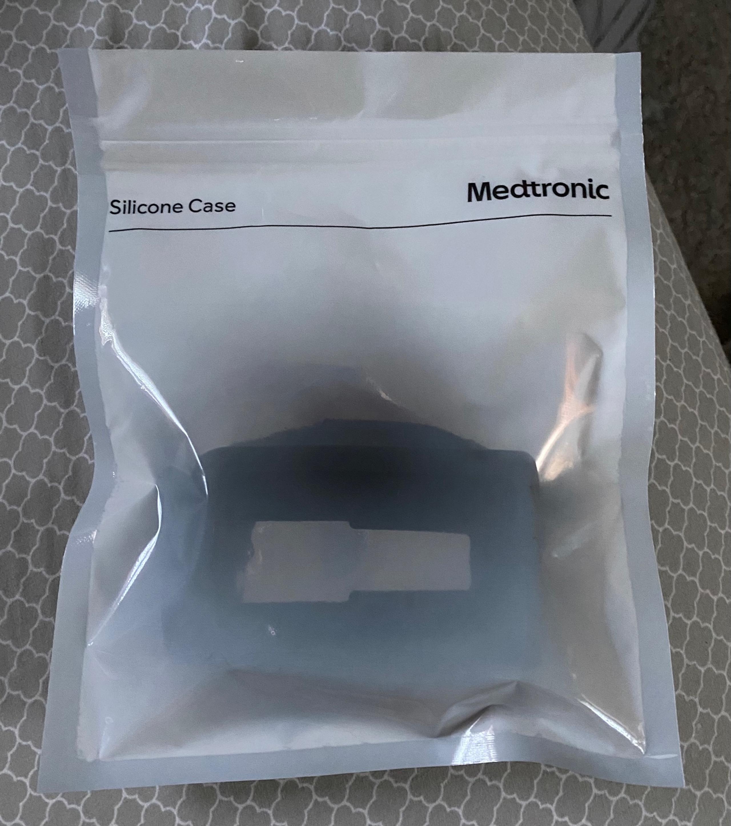 NEW black silicone case for medtronic 670g insulin pump