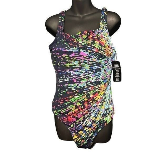 NEW WITH TAGS WOMEN Swimsuits For All Women's Plus Size 16 Chlorine Resistant Sq