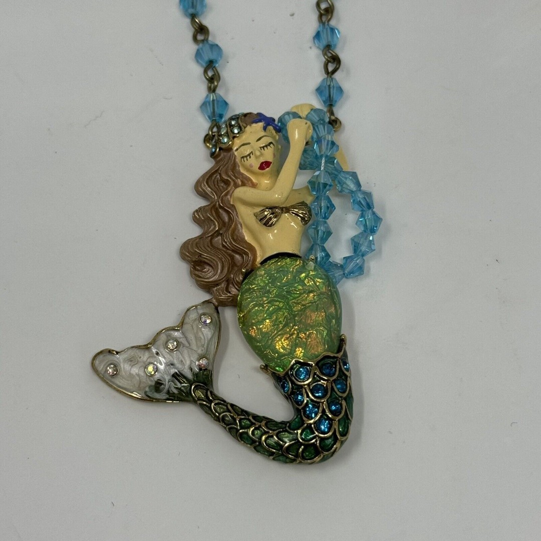 Betsey Johnson Into The Blue Sea Jeweled Crystal Blonde Mermaid Necklace RARE