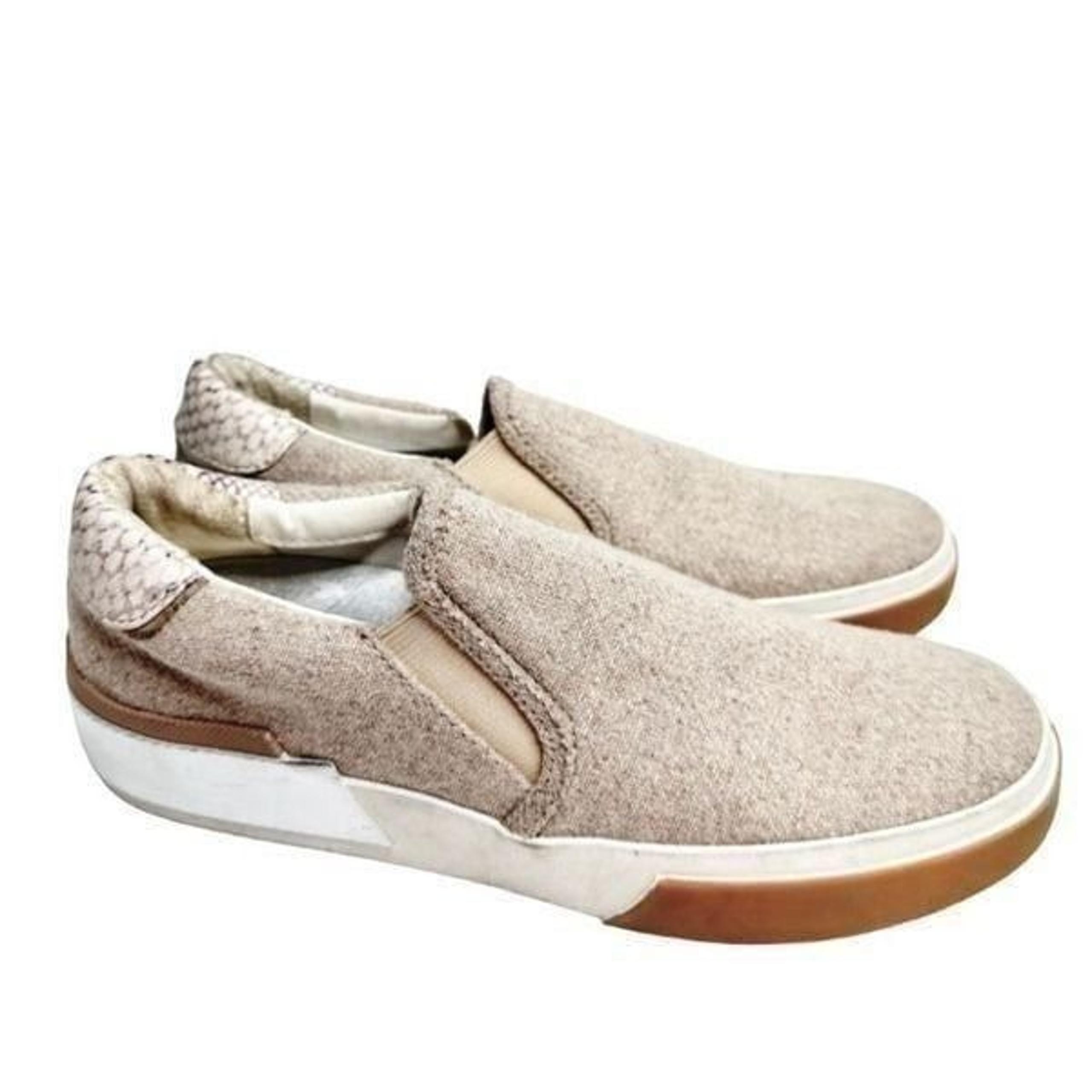 Dolce Vita Sneakers Womens Size 6 Zaylor Tan Low Top Slip On Casual Shoes