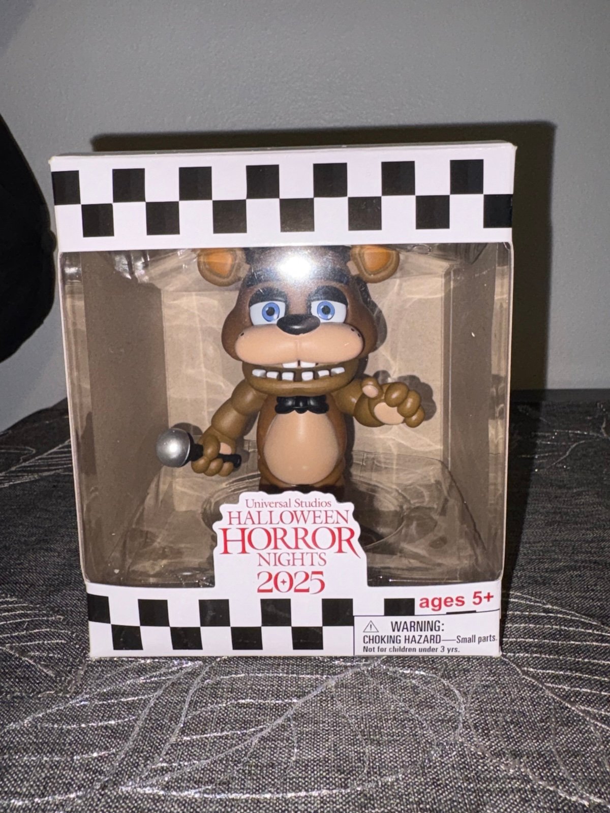 Universal Studios Halloween Horror Nights 2025 - Freddy Fazbear Figurine (FNAF)