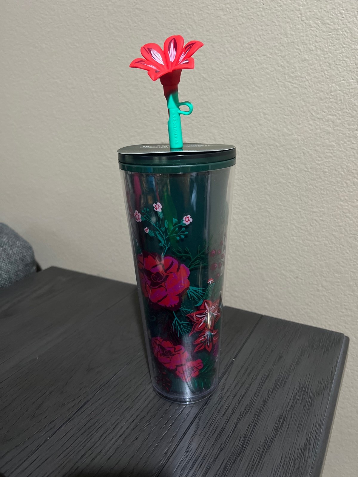Starbucks floral topper venti cup