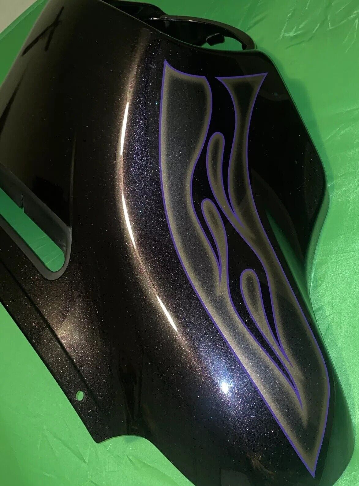 Harley Davidson Fairing Batwing Iridescent Flames 57000016 Flaw Last Image