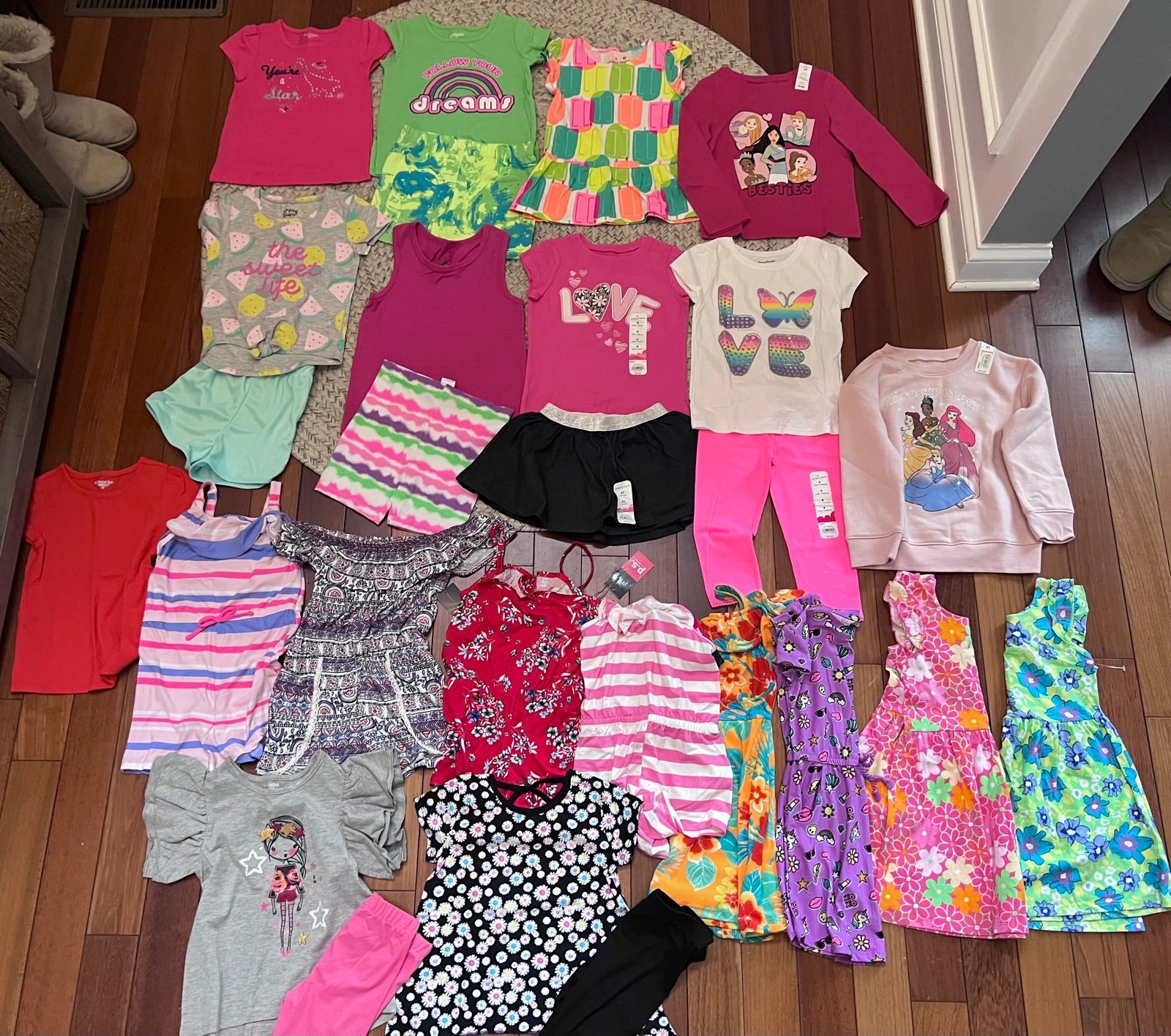 Huge lot of brand new toddler girl spring/summer clothes size 4T !! Super cute