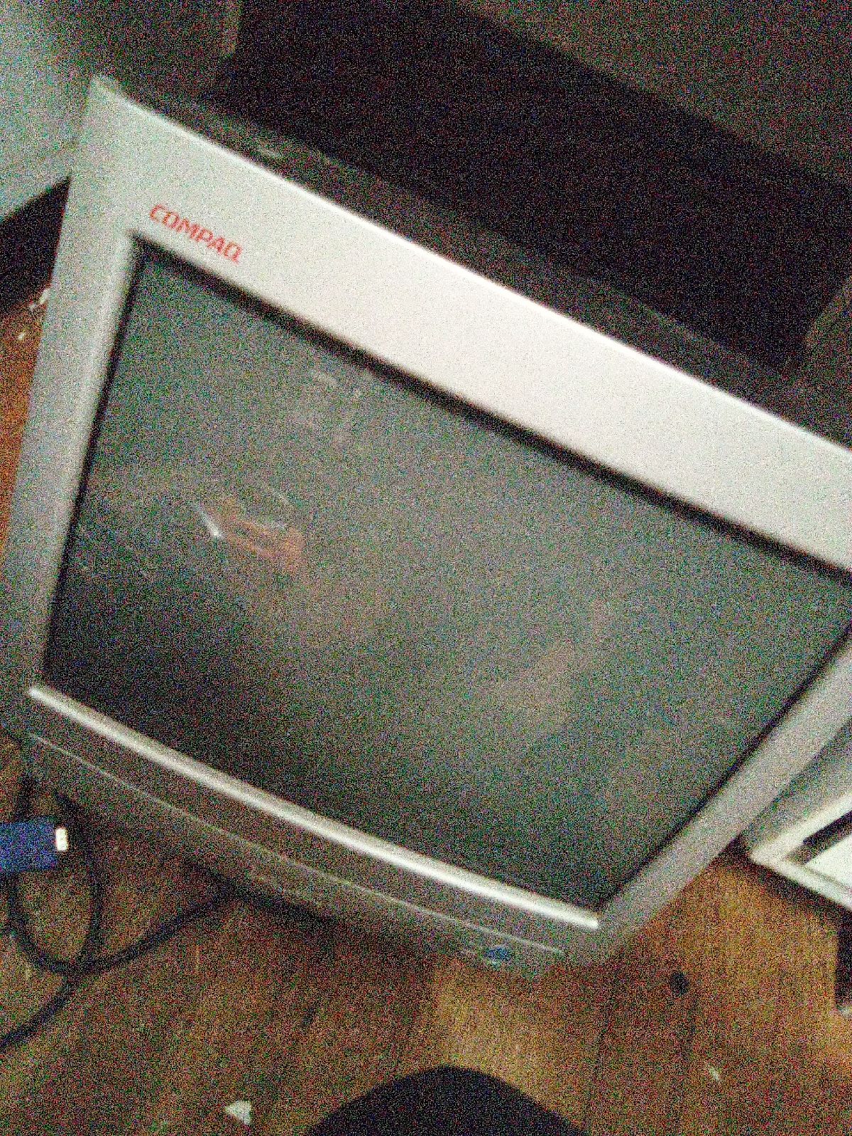 Old monitor for 1999 pcs