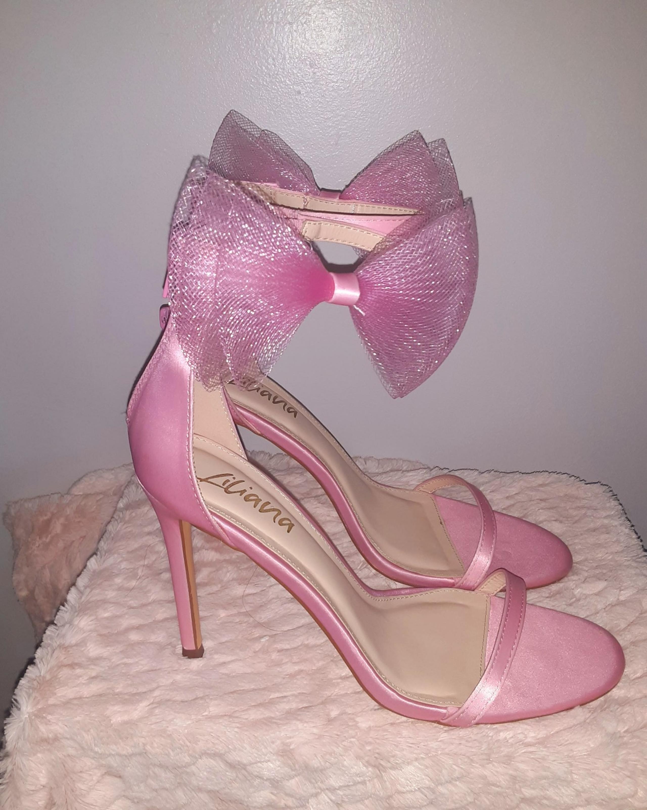 Liliana Soft Pink Heels With Oversized Side Mesh Bow Women's Size 11