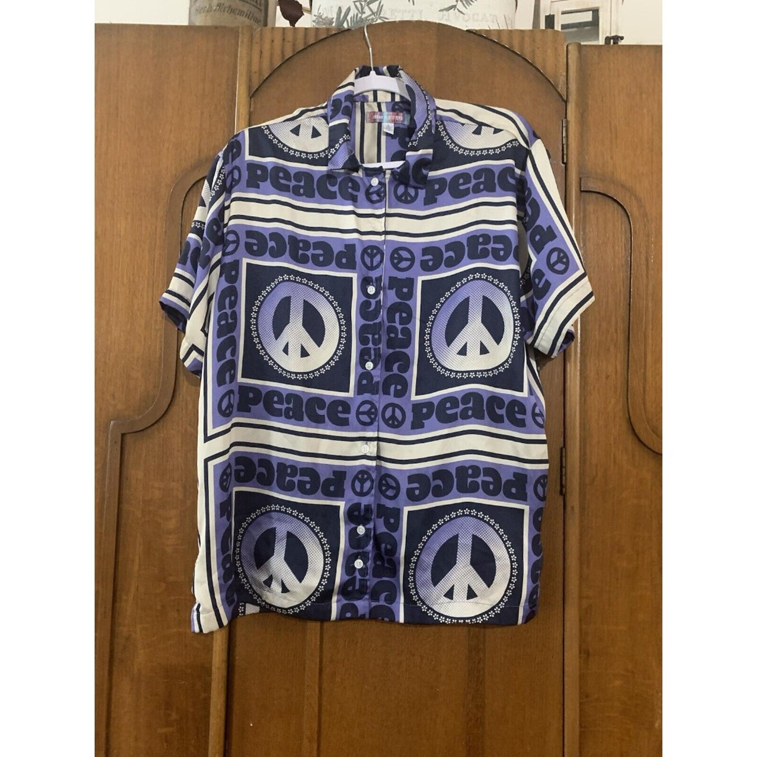 Urban Outfitters Mens Button Down Peace Sign Shirt. Size Large. B21