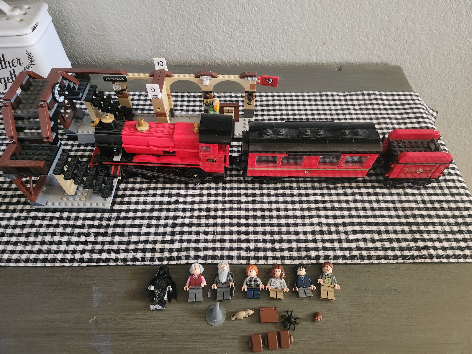 LEGO hogwarts Express