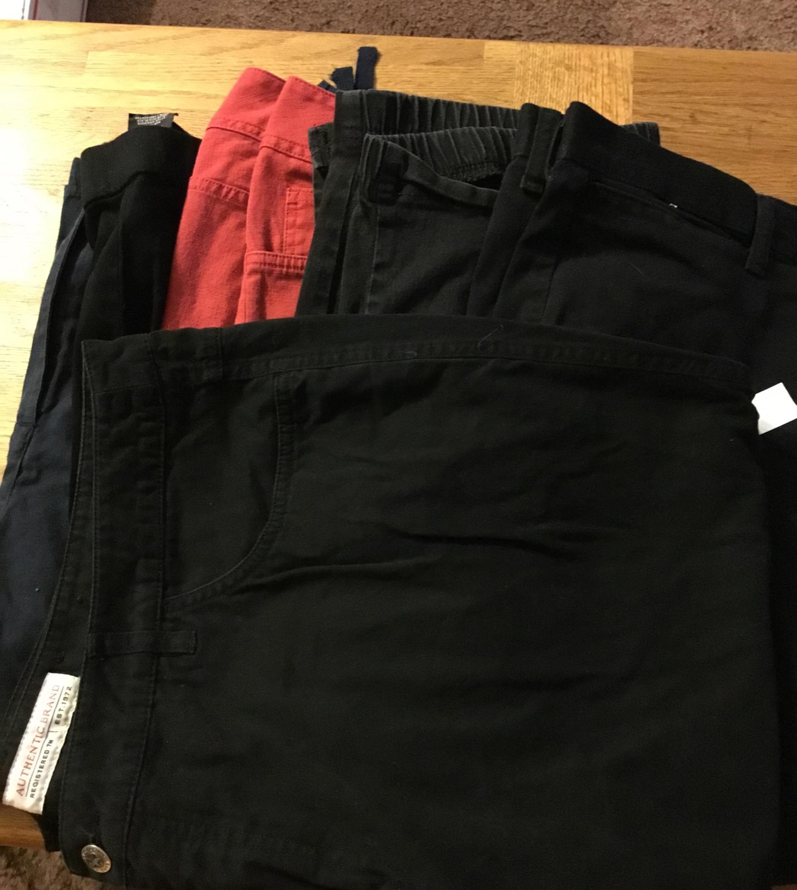 6 Pr PLUS SIZE WOMENS CAPRIS