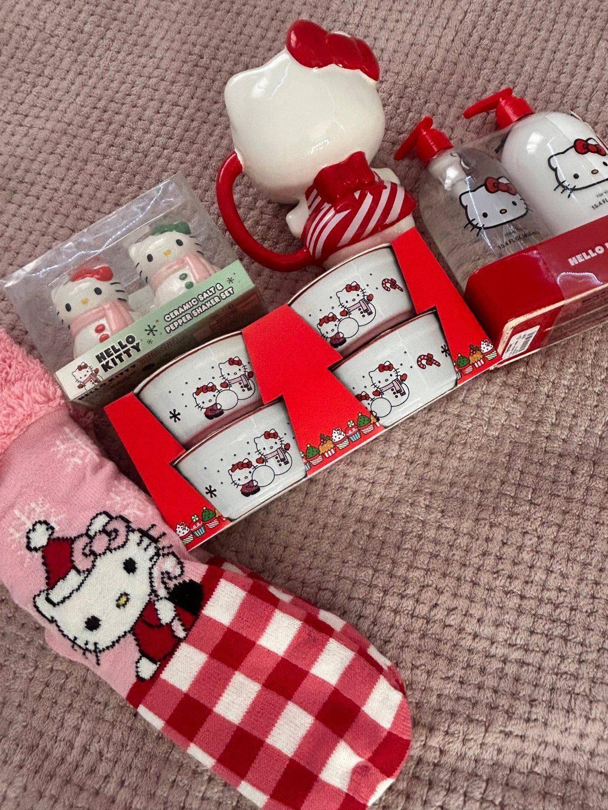 Hello Kitty Christmas Bundle!
