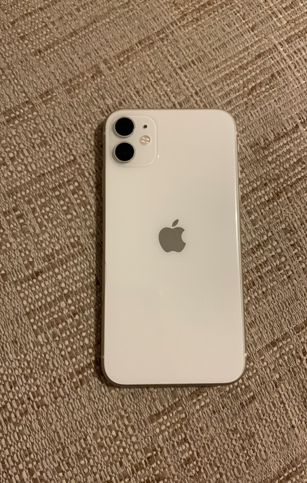 iPhone 11