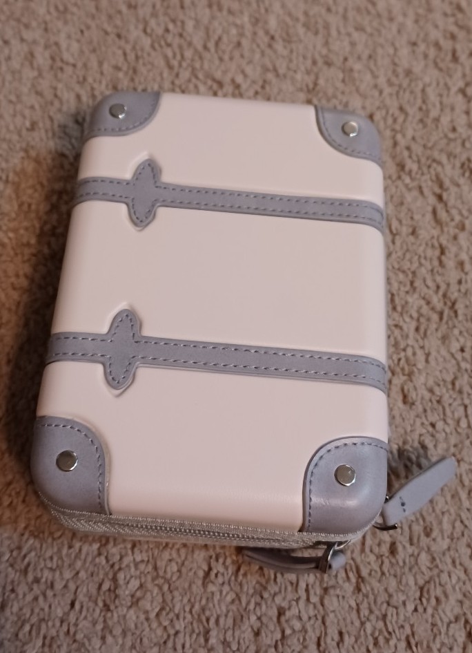 ANA FIRST CLASS AMENITY KIT GLOBE-TROTTER EMPTY